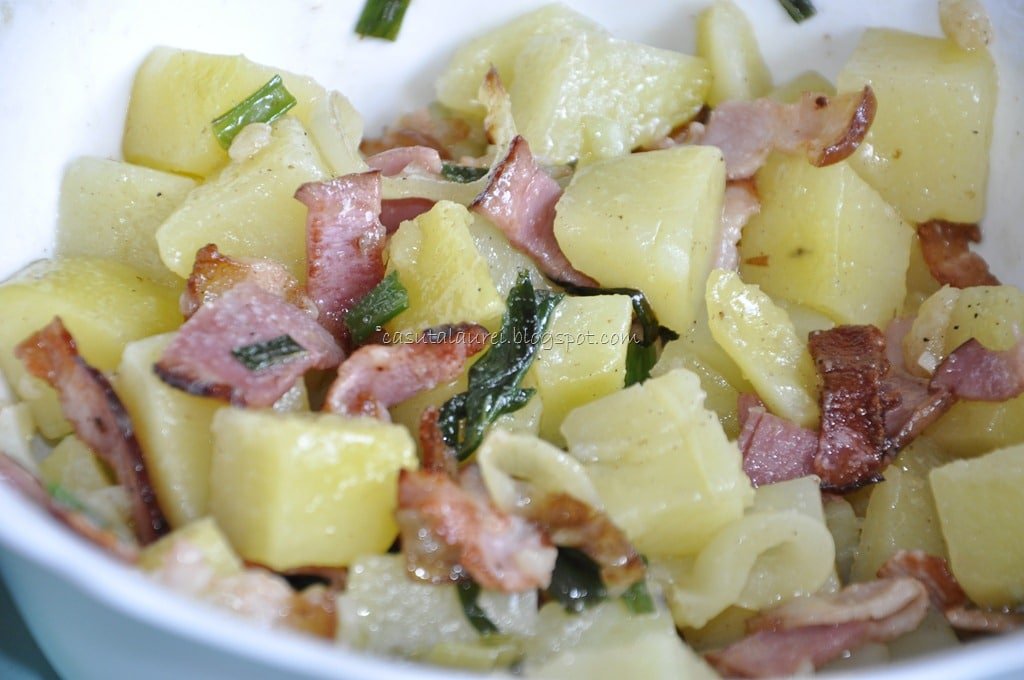 Salata nemteasca de cartofi